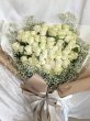 画像4: 沖縄 プロポーズ 白バラ60本とカスミソウの花束 (4)